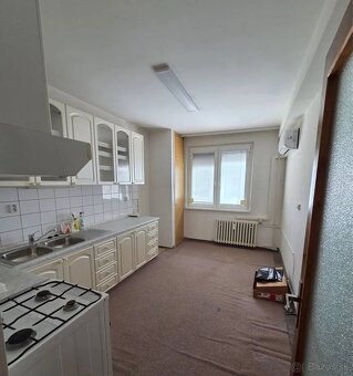 na predaj 4 izb na ulici Pribišova,Dlhé Diely,Bratislava IV - 3
