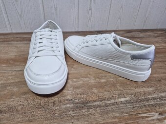 Dámske doplnky max.10€ - 3