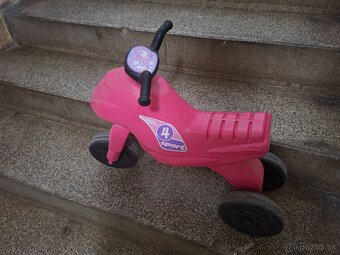 Odrážadlo kovové, červené + plastové odrážadlo k tomu zdarma - 3