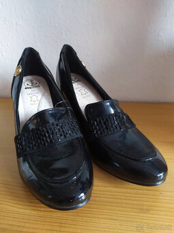 Dámske topánky na podpätku - 3