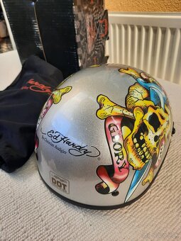 Predám helmu zn ED HARDY - 3
