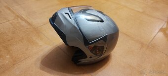Prilba na motorku - 3