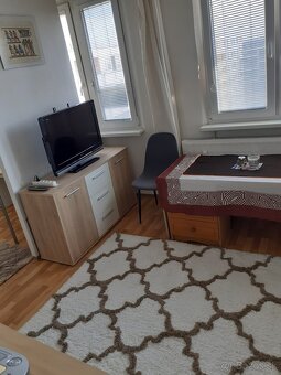 1 izbový byt prenájom - 3