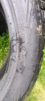 265/45R21 - 3