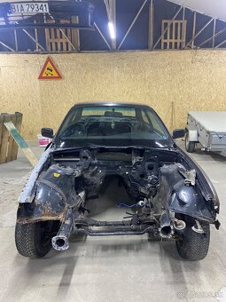 bmw e36 coupe karoséria kasňa - 3