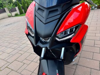 Aprilia SR GT 125 - 3