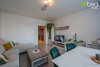 REZERVOVANÝ: 3-izb. zrenovovaný byt s lodžiou, Košice - 3