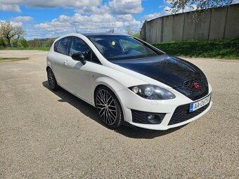 Seat Leon Cupra R310 White Edition - 3