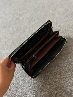 Peňaženka Michael Kors – čierna, saffiano štýl - 3