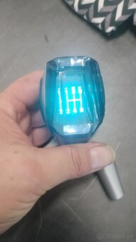 Riadiaca páka - 3