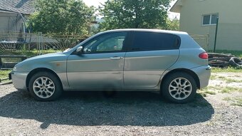 Alfa romeo 147 r.2008 - 3