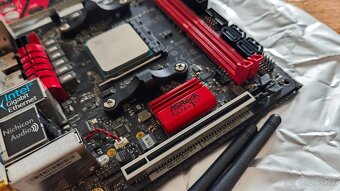 ASRock Fatal1ty AB350 Gaming-ITX/ac + AMD Ryzen 1700X - 3