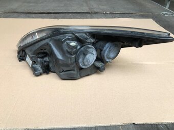 Ford focus- svetlo, volant - 3