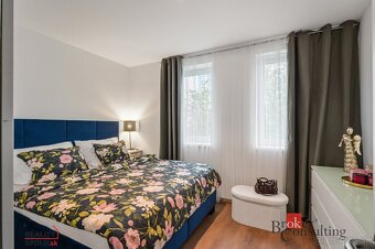 REZERVOVANÉ Moderný 2 izbový byt s parkovacím miestom Nitra, - 3