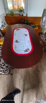 Jedalensky stôl a stoličky - 3