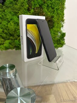 Apple iPhone SE2020 64GB Black - 3