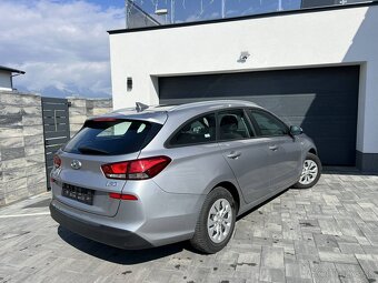 Hyundai i30 Combi 1.5 DPI 80kw benzin - 3