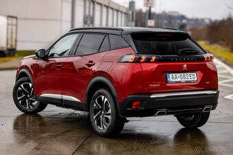 Peugeot 2008 GT 1,2 Turbo 8AT 96kW (odp.DPH, len 18 000 km) - 3