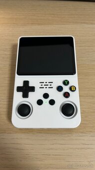 Predám retro konzolku R36S 64GB - 3