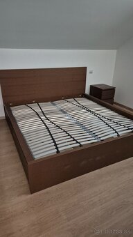 Manželská posteľ s komodami - 3