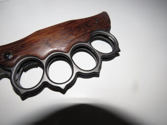 Predam novy noz-boxer BOKER,dlzka 21 cm - 3
