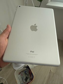 Predám Apple iPad 10.2 (2021) 64GB Wi-Fi - 3
