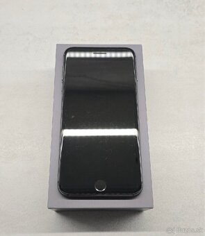 iPhone 8 plus 64GB Space Grey - 3