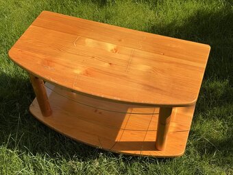 Predam stolik pod televizor masiv - 3
