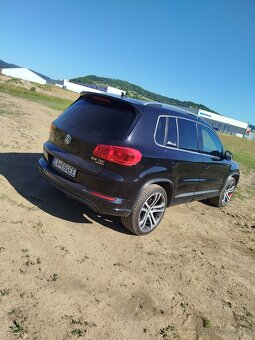 Volkswagen Tiguan 2.0 TDI CR Rline - 3