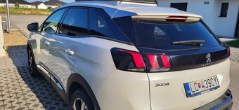 Predám peugeot 3008 1,6 benzín r.v. 2017 - 3