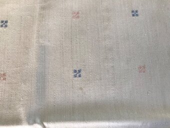 Vyšívané obrusy - 3