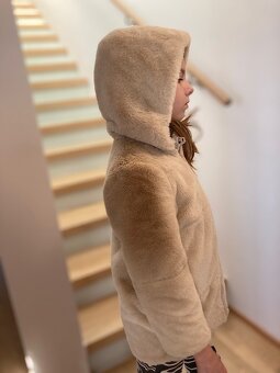 Dievčenský kožúštek ZARA vel. 128 - 3