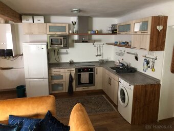 Predaj 2 izb. bytu Hainburg a/D -blizko centra - 3