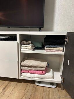 Komoda pod TV - 3