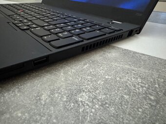 ThinkPad T590 i5/24GB/512GB – nová batéria, top stav - 3