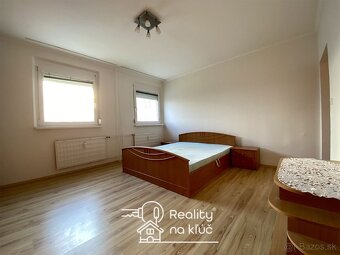 Na prenájom zariadený 1-izbový byt na Roľnícke ul. v NZ - 3