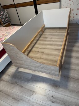 Postel s bočnicou 90x200 - 3