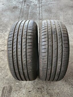 Predám 2ks letné pneu 215 55 16 - 3