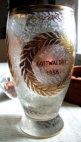 váza s oroplastikou a krištálová karafa - 3