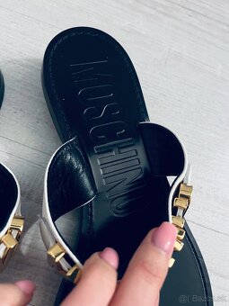 Moschino dámske kožené šľapky 37,5 - 3