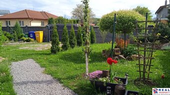V. ŠARIŠ: Jednopod. RD + obytné podkrovie, pozemok 760 m2- v - 3