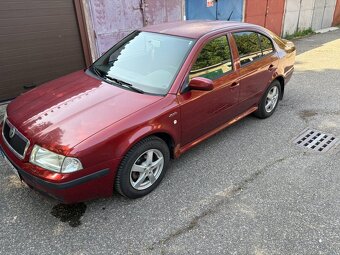 Škoda Octavia 1,6 benzín 2004 - 3