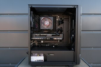 Herný PC, Ryzen 7 9700X, RTX 4070, 32GB RAM, SSD, 24m - 3
