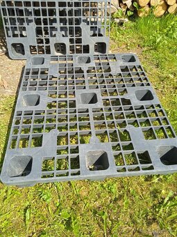 Plastove palety  - 5 ks - 3