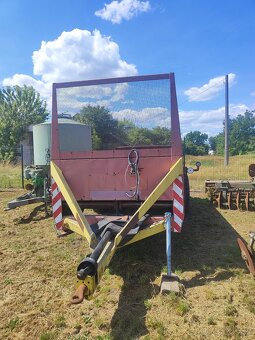 Rozmetadlo hnoja Agrostroj-Pelhrimov RUR 60 - 3