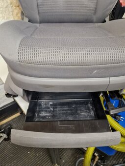 Predám sedačku spolujazdca vw caddy - 3