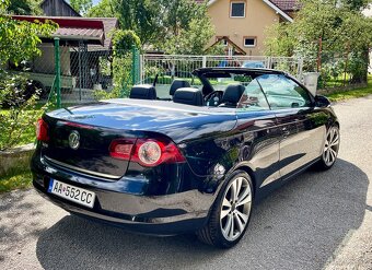 VOLKSWAGEN EOS 2.0TDI Cabrio - 3