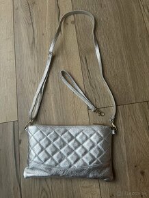 Kožená kabelka strieborná - 3