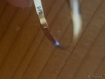 14 karátový zlatý dámsky prsteň - 3