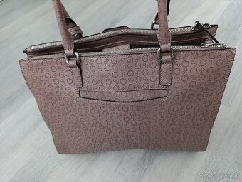 Nová kabelka GUESS - 3
